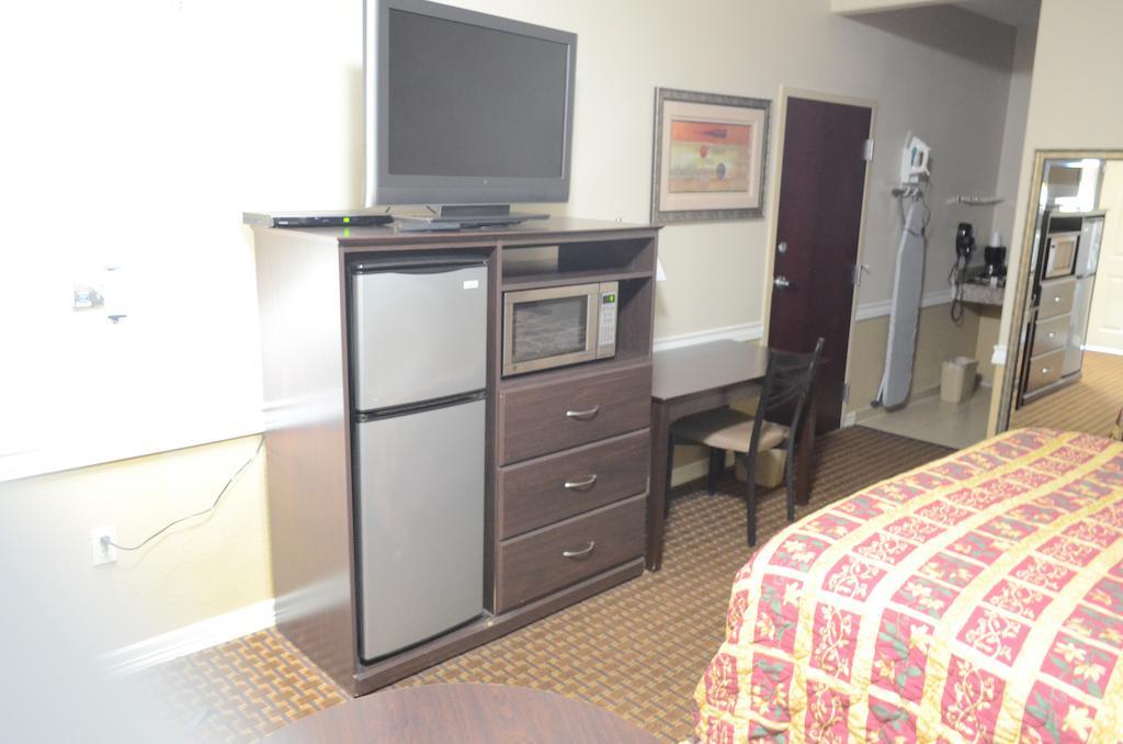 Budget Host Inn&Suites Humble Zimmer foto